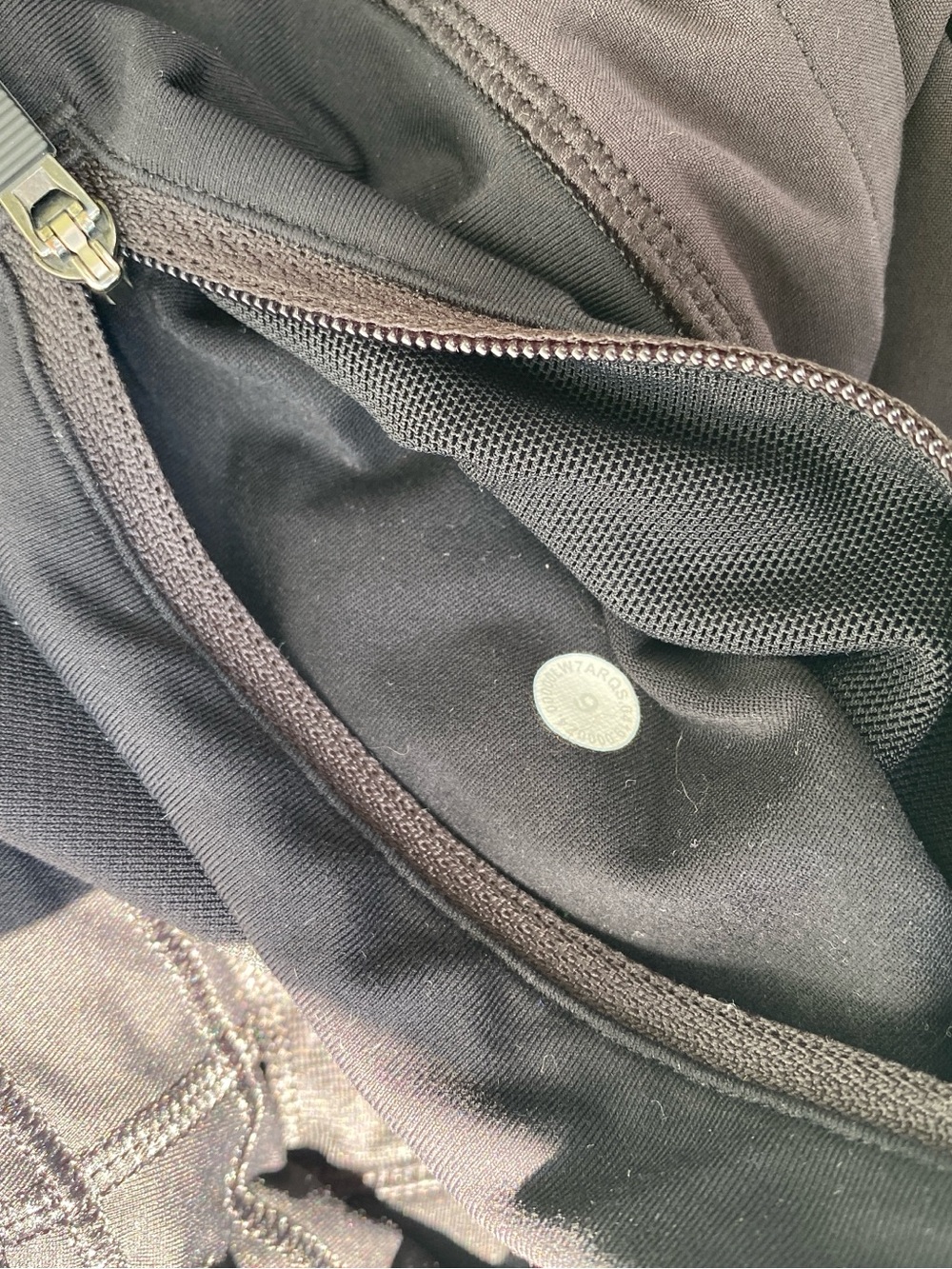 lululemon speed up shorts - Picture 8 of 8